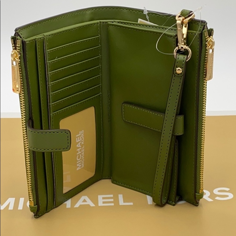 MICHAEL KORS LARGE DOUBLE ZIP WRISTLET EVERGREEN - Picture 2 of 16